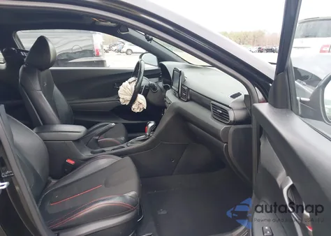 2019 Hyundai Veloster 2.0 Premium z USA, uszkodzony, nr VIN KMHTG6AF7KU005752